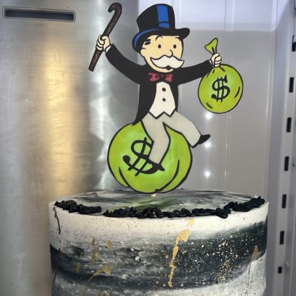 Cake topper